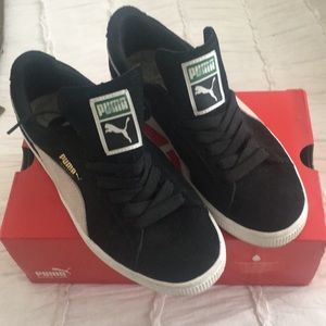 Puma sneakers